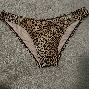 Size XL leopard bikini bottom